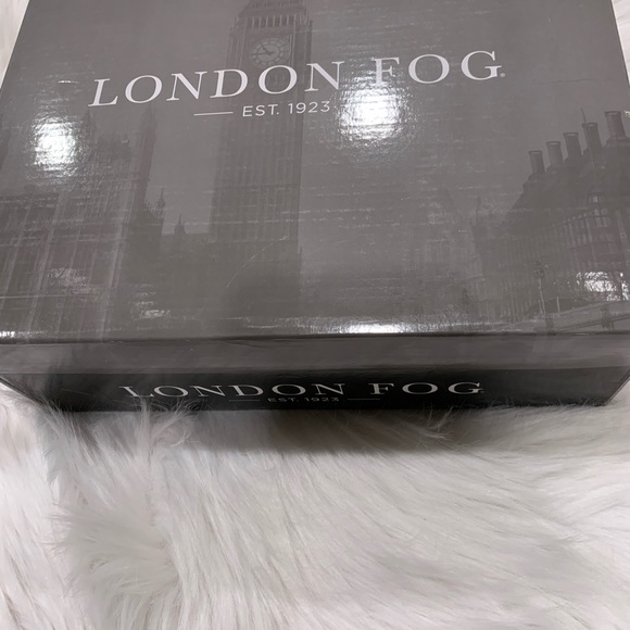 London Fog Rain Boots - Picture 12 of 12